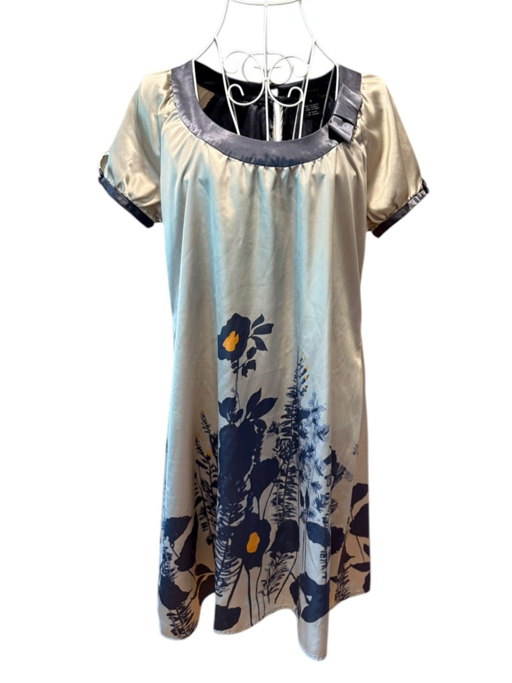 Bcbg Max Azria Satin Shift Dress Champagne Botanical Print Bow Detail Size M